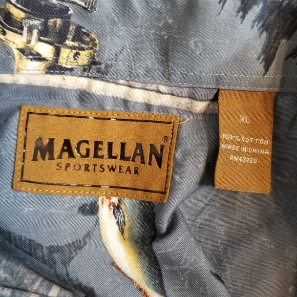Magellan Sportswear Blue Fishing Buttondown Shirt - Picture 7 of 10